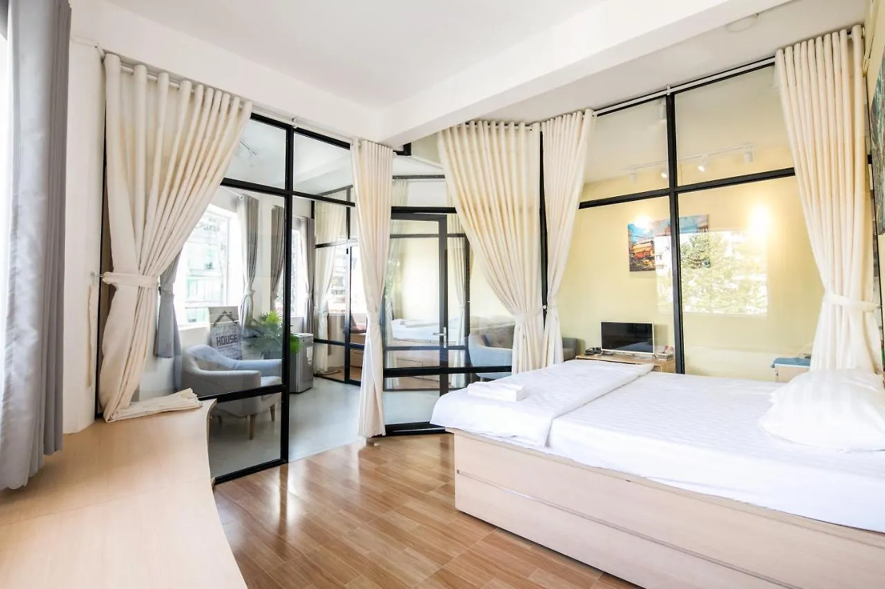 123 Apartment In Bui Vien Street, District 1 Ho Chi Minh City
